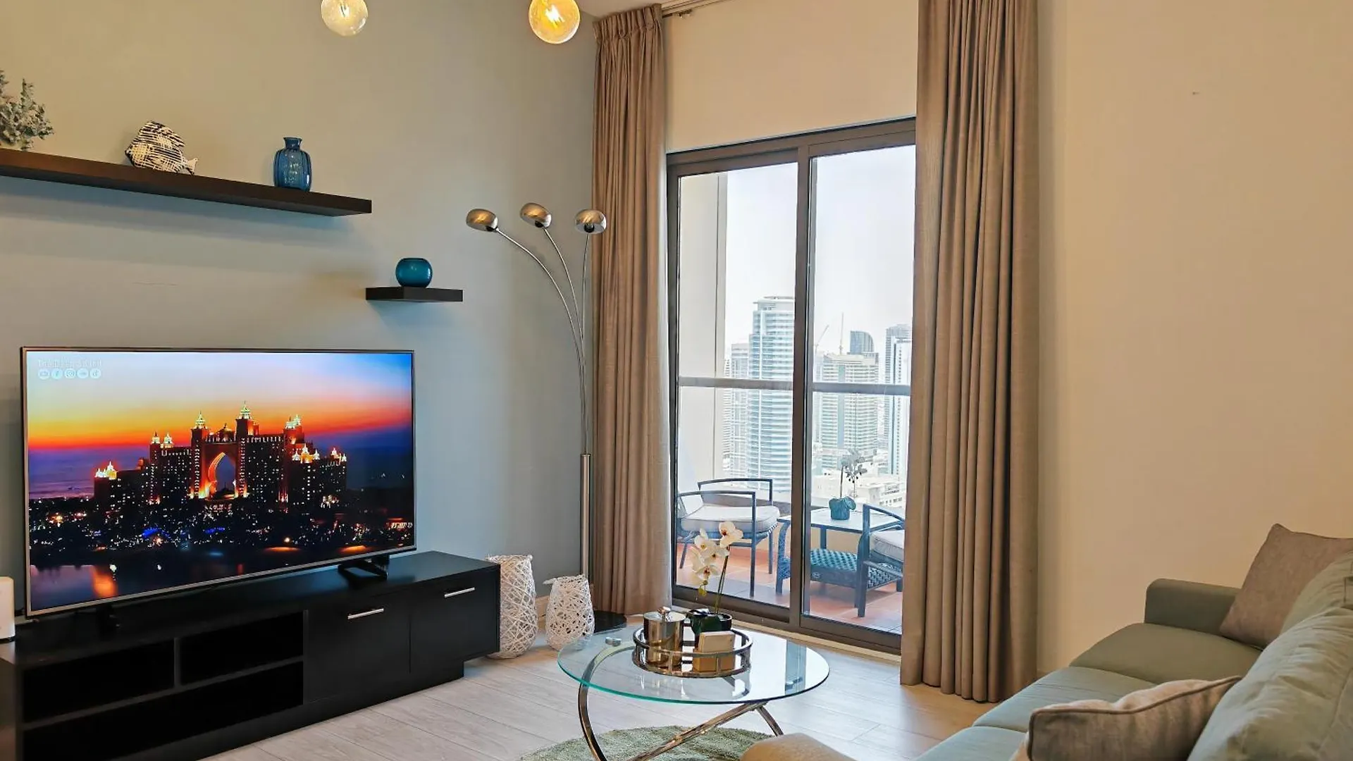 3Br Apartment With Gorgeous Marina View On Jbr Beach Near Mall, Metro & Dubai Eye- By Sunkissed Holiday Homes